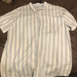 American Eagle button down t